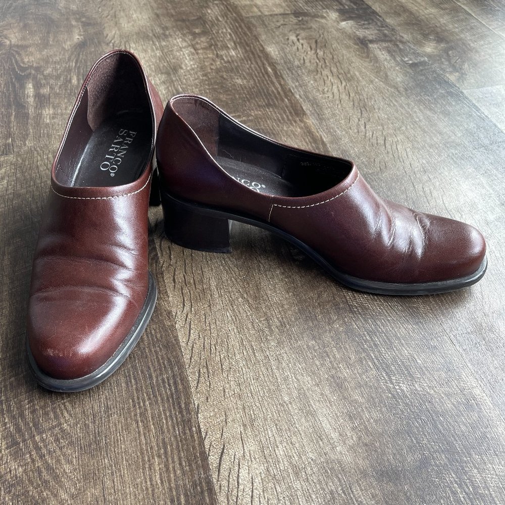 Franco Sarto brown leather made in Brazil loafer style women’s shoes size 9m.
